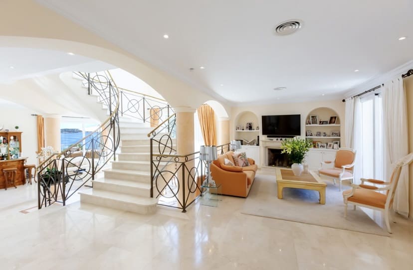 4 bedroom Villa for sale in Torrenova - € 8,200,000 (Ref: 9593081)