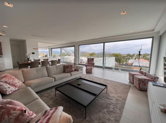 3 slaapkamer Villa te koop in Santa Ponsa, Calvià - € 5.900.000 (Ref: 9593082)