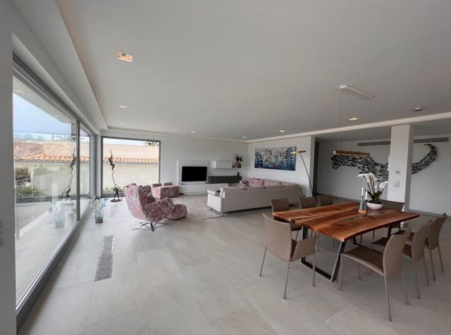 3 slaapkamer Villa te koop in Santa Ponsa, Calvià - € 5.900.000 (Ref: 9593082)