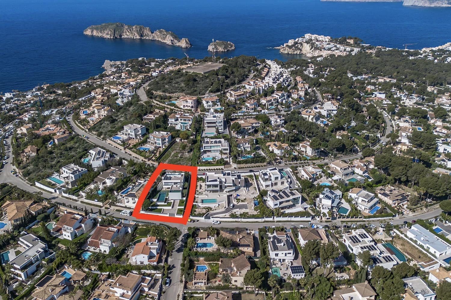 3 bedroom Villa for sale in Santa Ponsa - € 5,900,000 (Ref: 9593082)