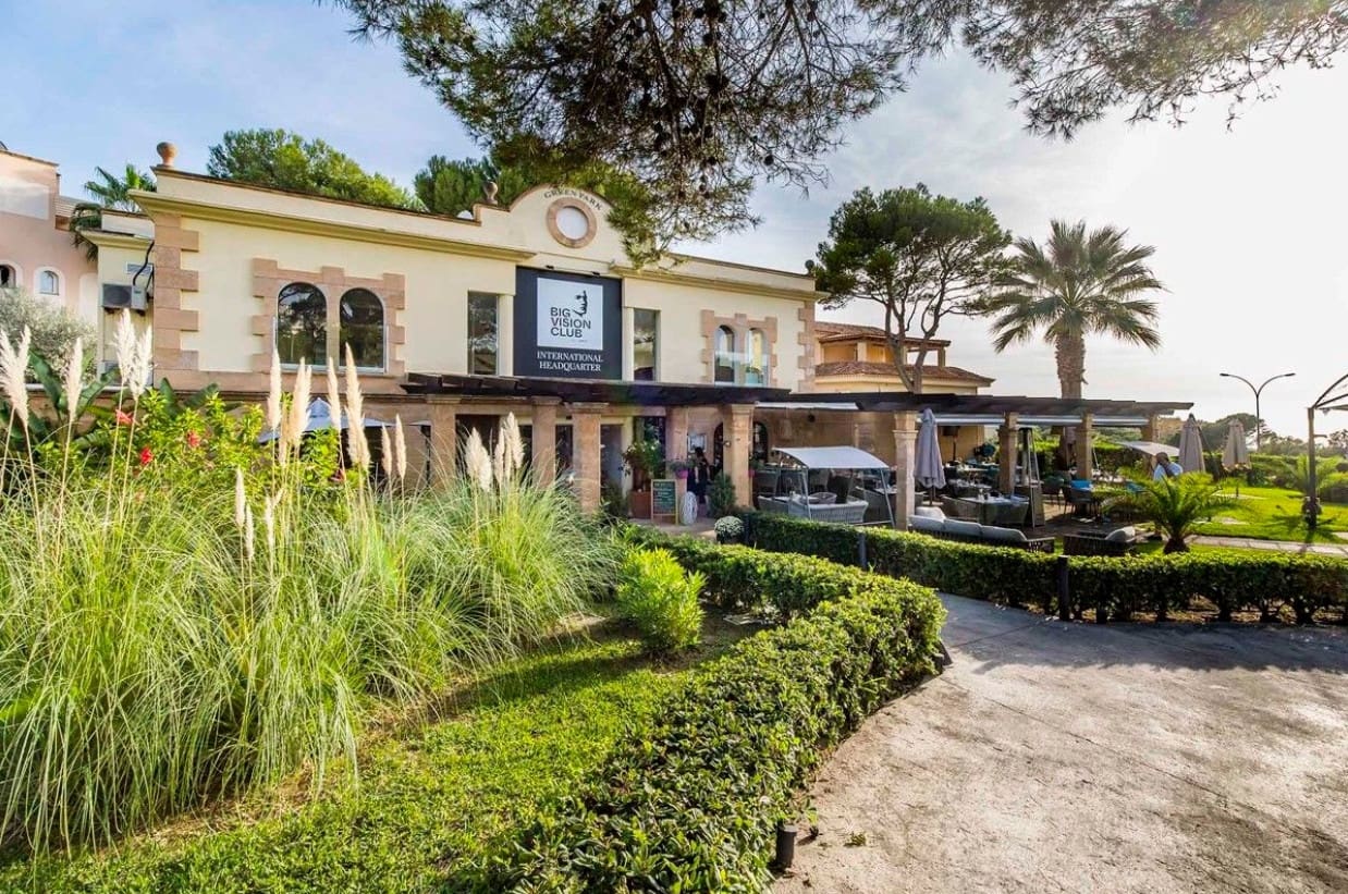 Restaurant/Bar for sale in Santa Ponsa - € 1,900,000 (Ref: 9593083)