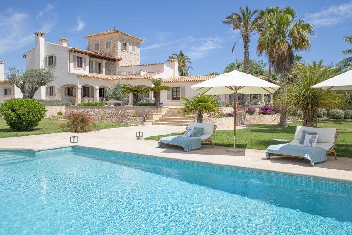 6 bedroom Townhouse for sale in Cas Concos - € 5,650,000 (Ref: 9593086)