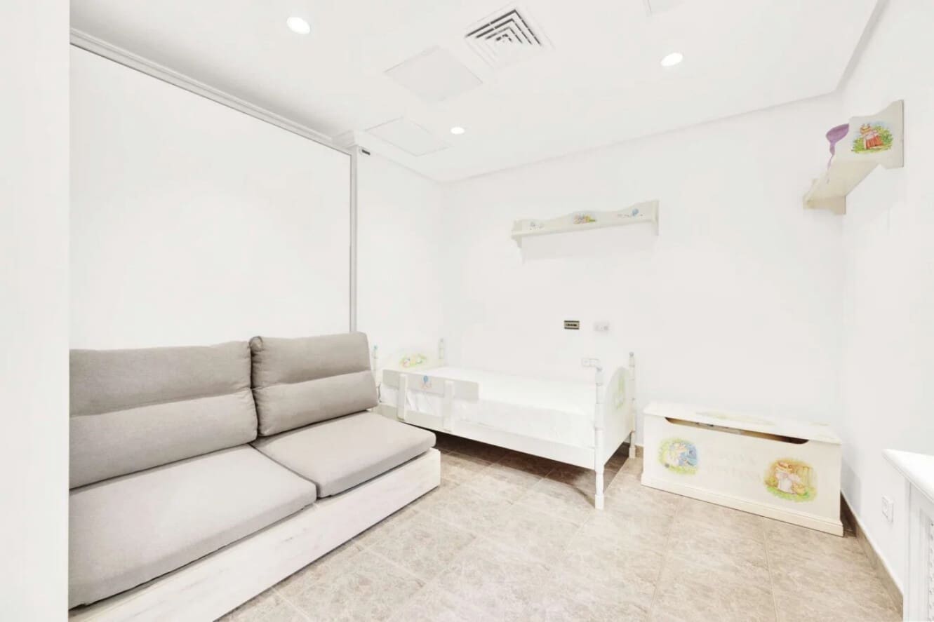 6 bedroom Villa for sale in Costa d'en Blanes with pool - € 1,650,000 (Ref: 9593090)