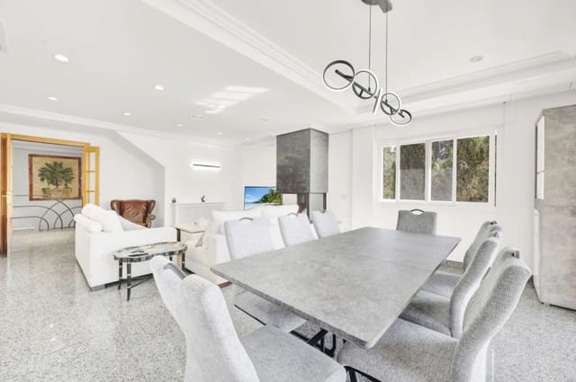 6 makuuhuone Huvila myytävänä paikassa Costa d'en Blanes, Calvià mukana uima-altaan - 1 650 000 € (Ref: 9593090)