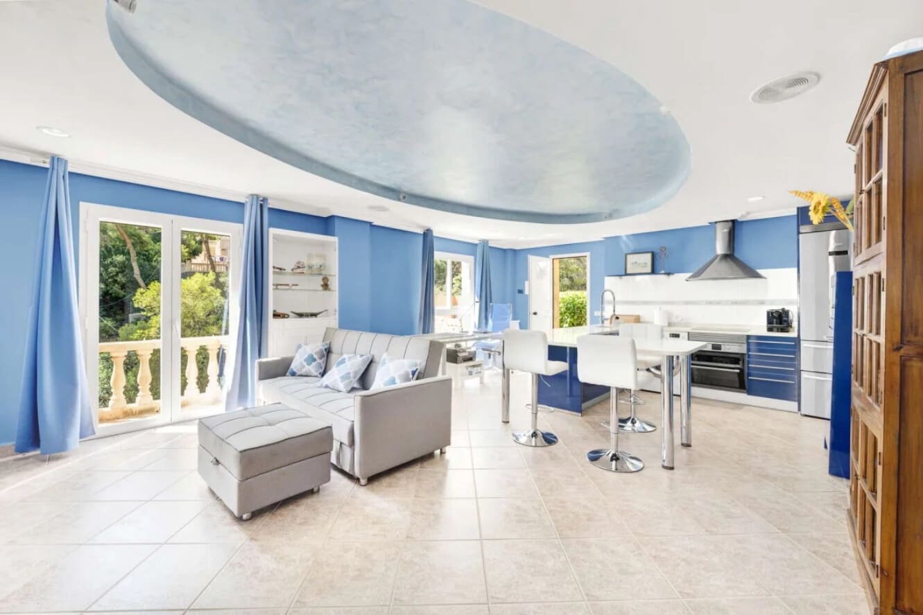 6 bedroom Villa for sale in Costa d'en Blanes with pool - € 1,650,000 (Ref: 9593090)