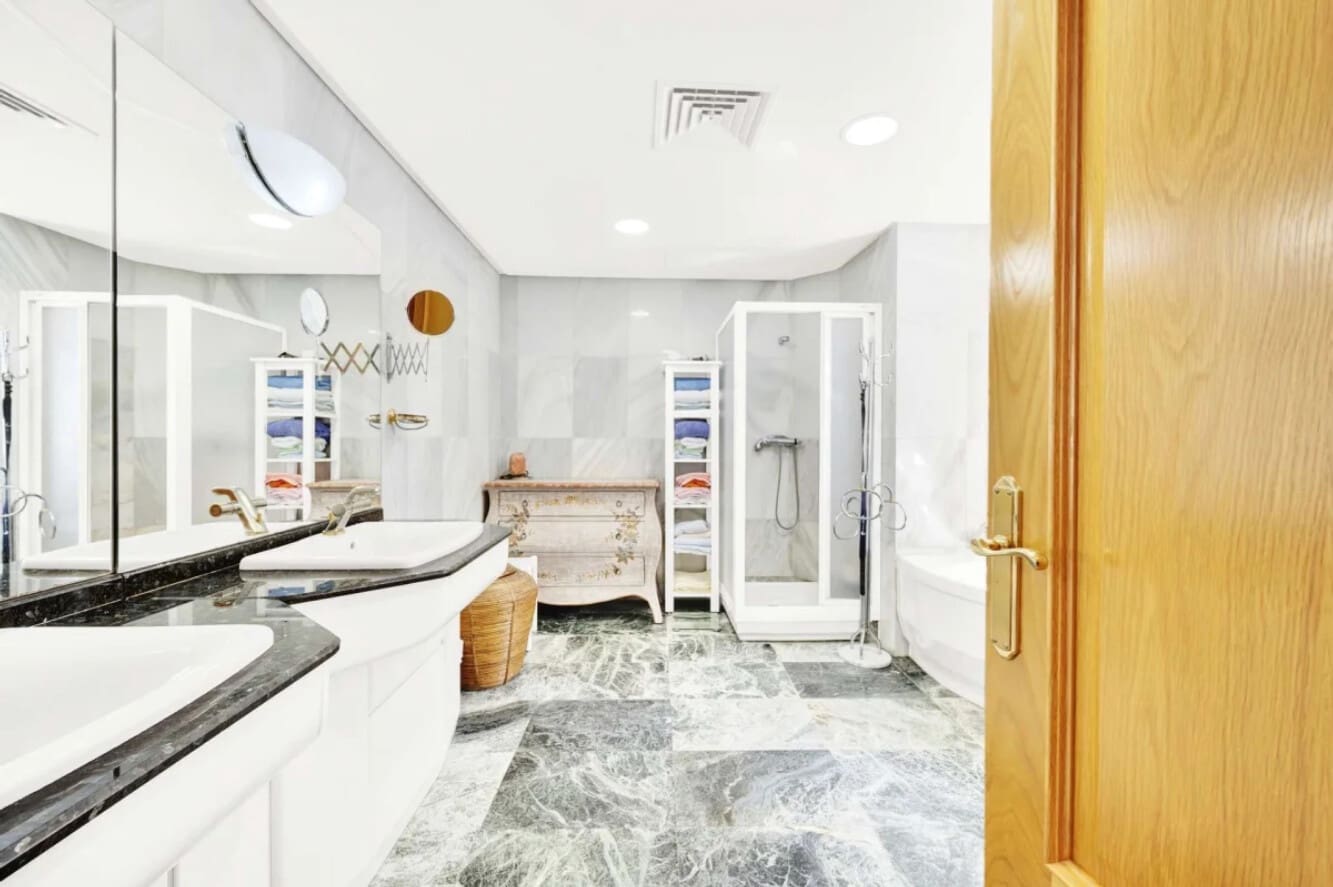 6 bedroom Villa for sale in Costa d'en Blanes with pool - € 1,650,000 (Ref: 9593090)