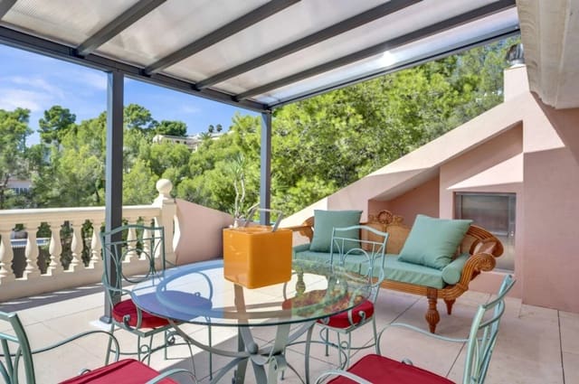 6 makuuhuone Huvila myytävänä paikassa Costa d'en Blanes, Calvià mukana uima-altaan - 1 650 000 € (Ref: 9593090)