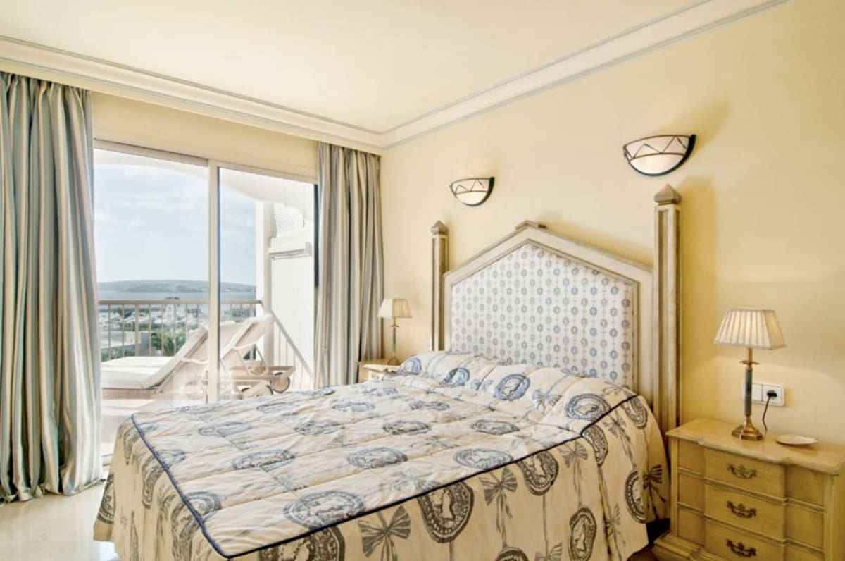 3 chambre Appartement à vendre à Puerto Portals - 1 200 000 € (Ref: 9593096)