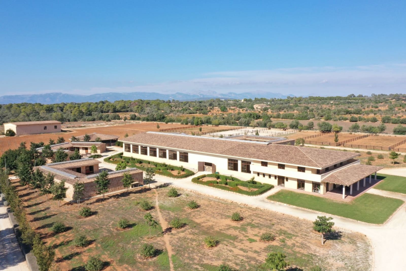 22 bedroom Townhouse for sale in Llucmajor with pool - € 19,000,000 (Ref: 9593097)