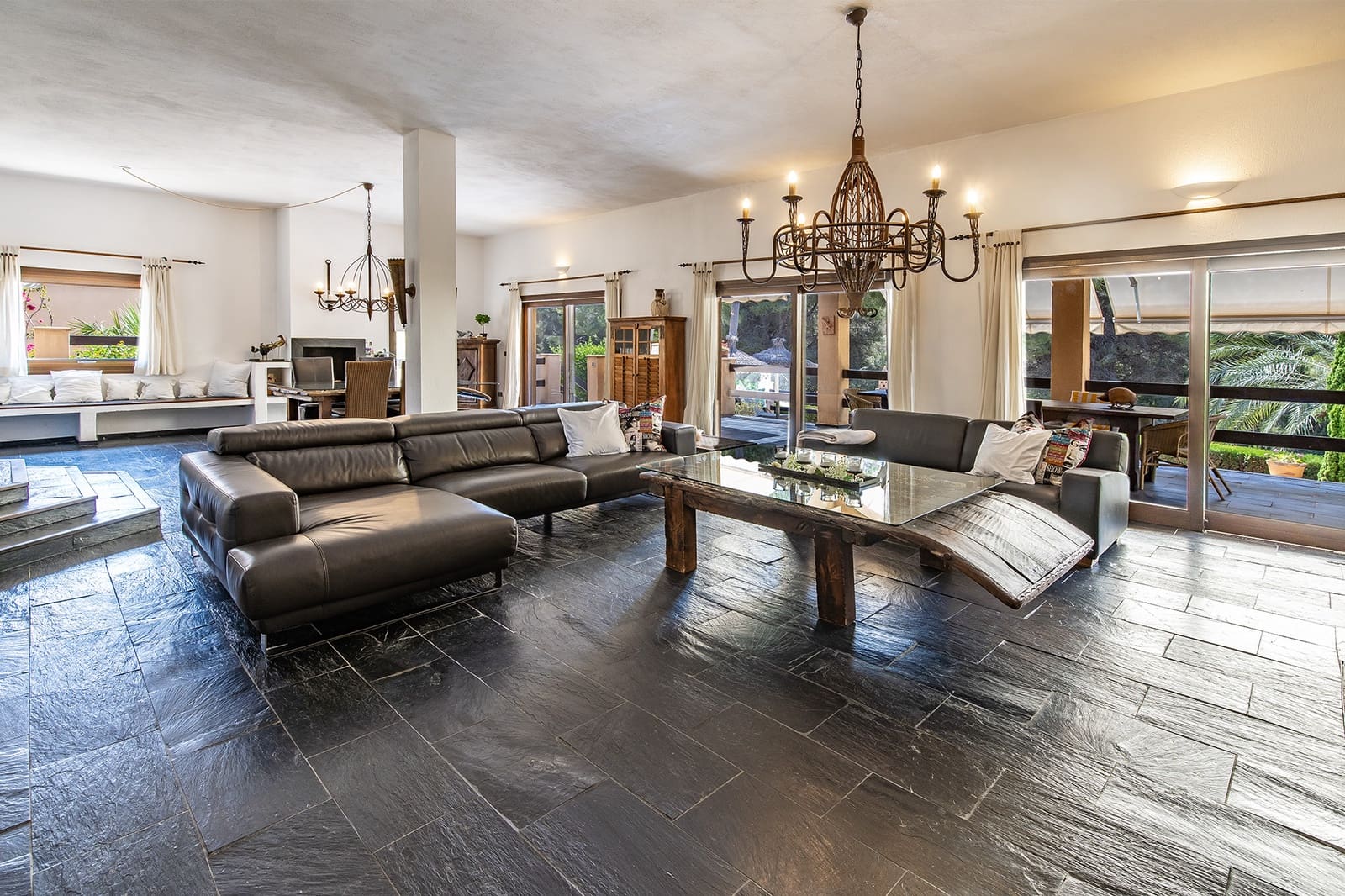 4 bedroom Villa for sale in Costa de la Calma - € 2,850,000 (Ref: 9594655)