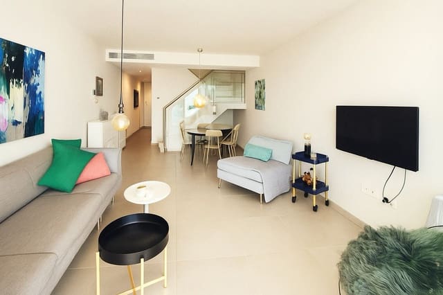 2 bedroom Apartment for sale in Fuengirola with pool garage - € 399,000 (Ref: 9756619)
