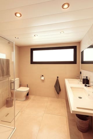 3 soverom Villa til salgs i Fuengirola med svømmebasseng garasje - € 795 000 (Ref: 9756624)