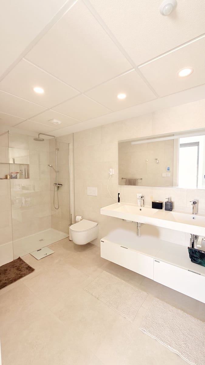 3 soveværelse Penthouse til salg i Fuengirola med swimmingpool garage - € 1.750.000 (Ref: 9789909)