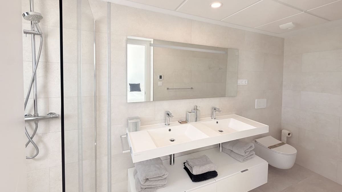 3 soveværelse Penthouse til salg i Fuengirola med swimmingpool garage - € 1.750.000 (Ref: 9789909)