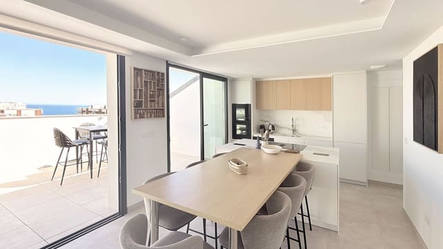 3 sypialnia Penthouse na sprzedaż w Fuengirola z basenem garażem - 1 750 000 € (Ref: 9789909)
