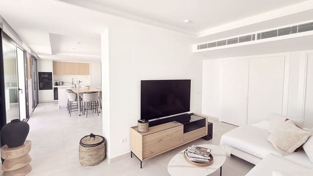 3 sypialnia Penthouse na sprzedaż w Fuengirola z basenem garażem - 1 750 000 € (Ref: 9789909)