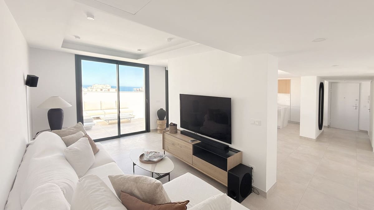 3 soveværelse Penthouse til salg i Fuengirola med swimmingpool garage - € 1.750.000 (Ref: 9789909)