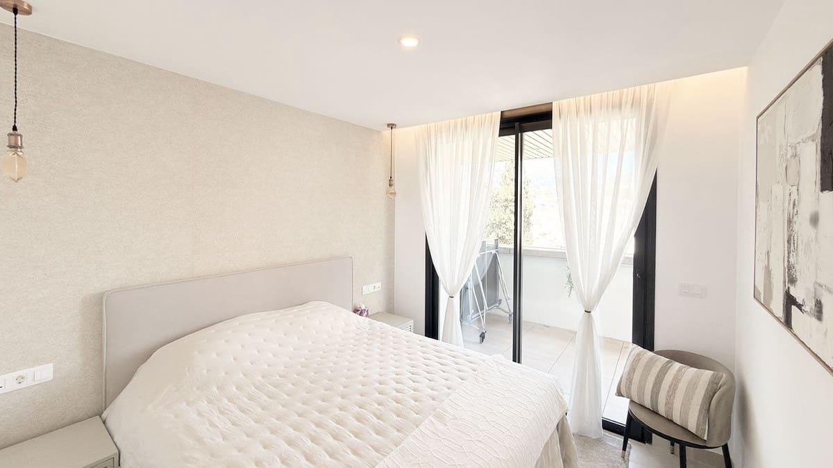 2 sovrum Lägenhet till salu i Fuengirola med pool garage - 820 000 € (Ref: 9802727)