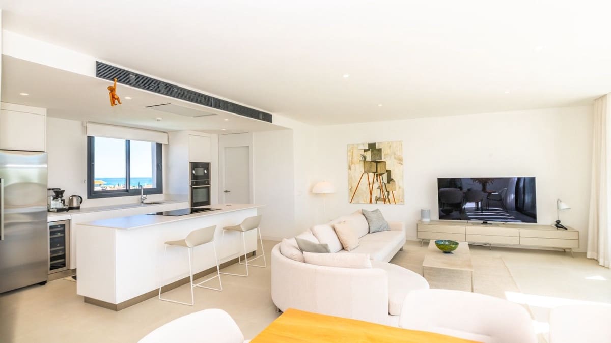 3 soverom Penthouse til salgs i Fuengirola med svømmebasseng garasje - € 895 000 (Ref: 9877593)