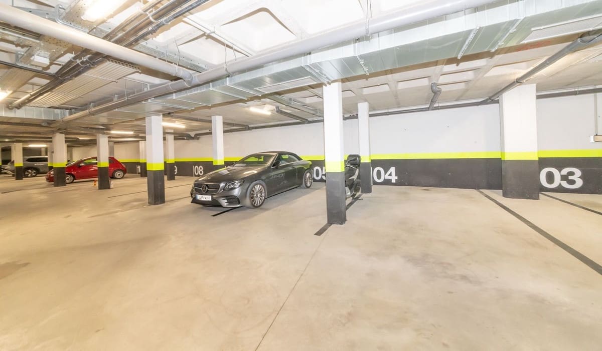 3 soverom Penthouse til salgs i Fuengirola med svømmebasseng garasje - € 895 000 (Ref: 9877593)