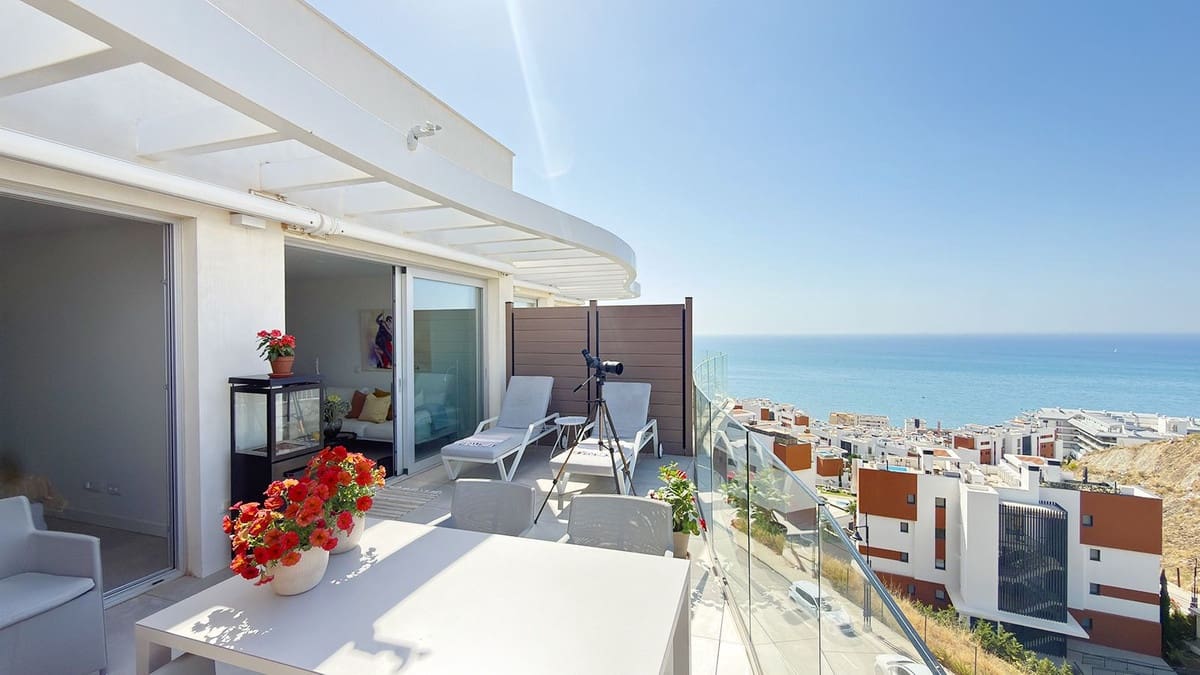 2 sovrum Takvåning till salu i Fuengirola med pool garage - 660 000 € (Ref: 9943933)