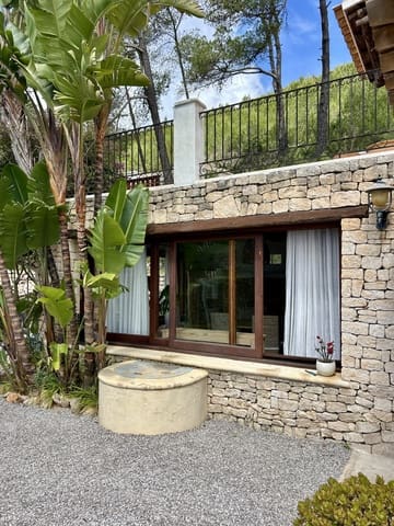 3 soveværelse Finca/Landehus til leje i San Miguel / Sant Miquel de Balansat, Sant Joan de Labritja med swimmingpool garage - € 9.500 (Ref: 9848269)