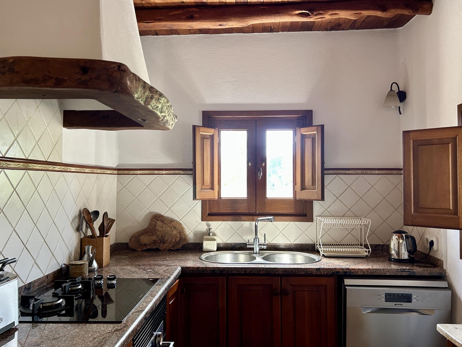 3 soveværelse Finca/Landehus til leje i Sant Joan de Labritja med swimmingpool garage - € 9.500 (Ref: 9848269)