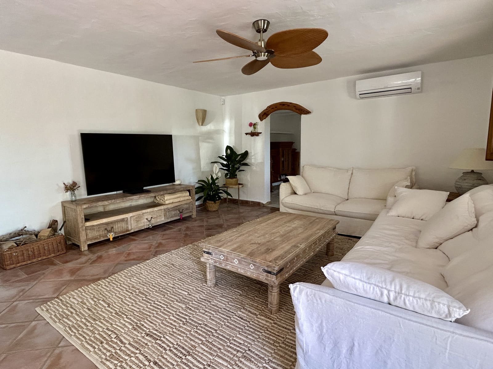 3 soveværelse Finca/Landehus til leje i Sant Joan de Labritja med swimmingpool garage - € 9.500 (Ref: 9848269)