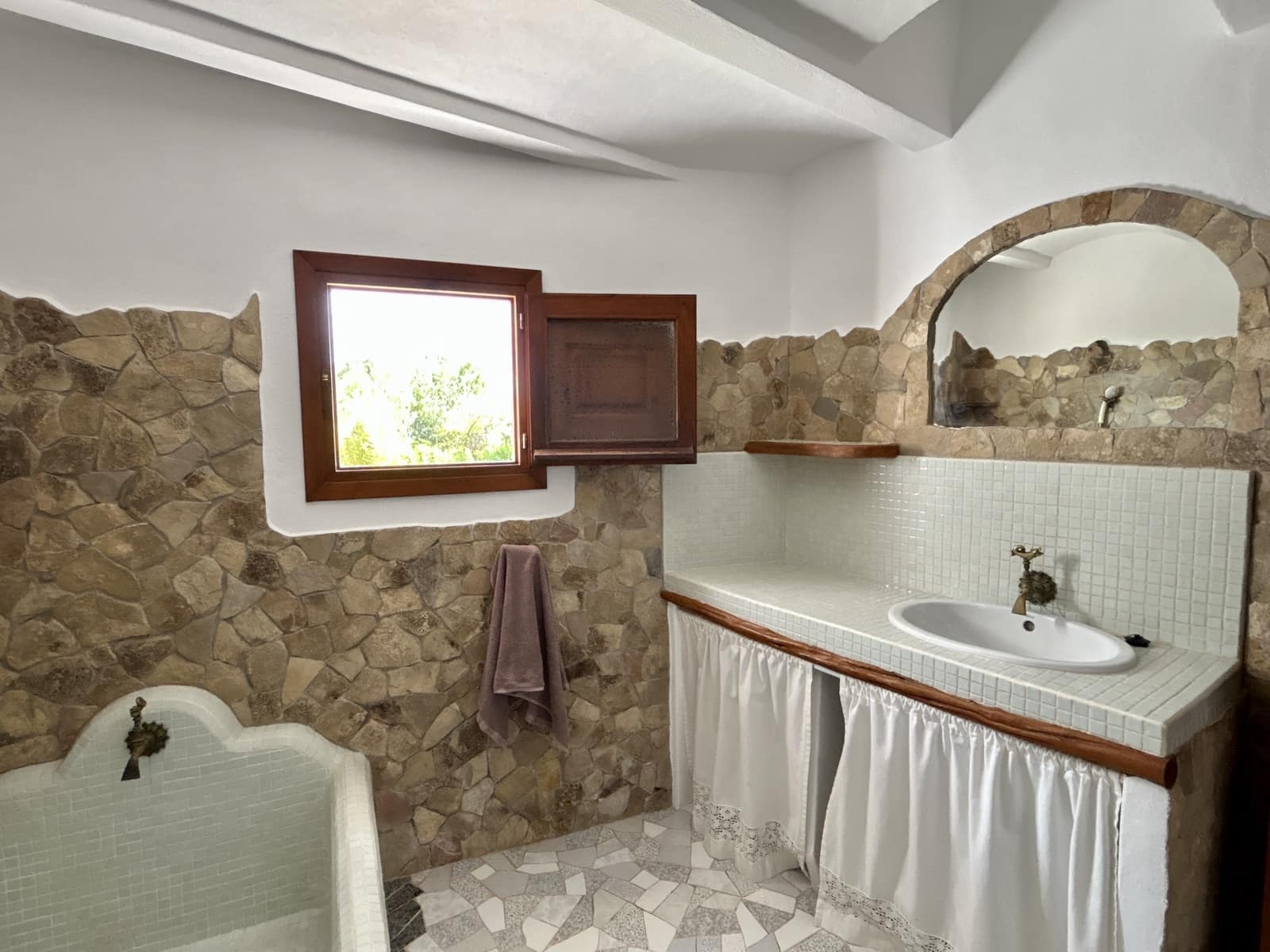 3 soveværelse Finca/Landehus til leje i Sant Joan de Labritja med swimmingpool garage - € 9.500 (Ref: 9848269)