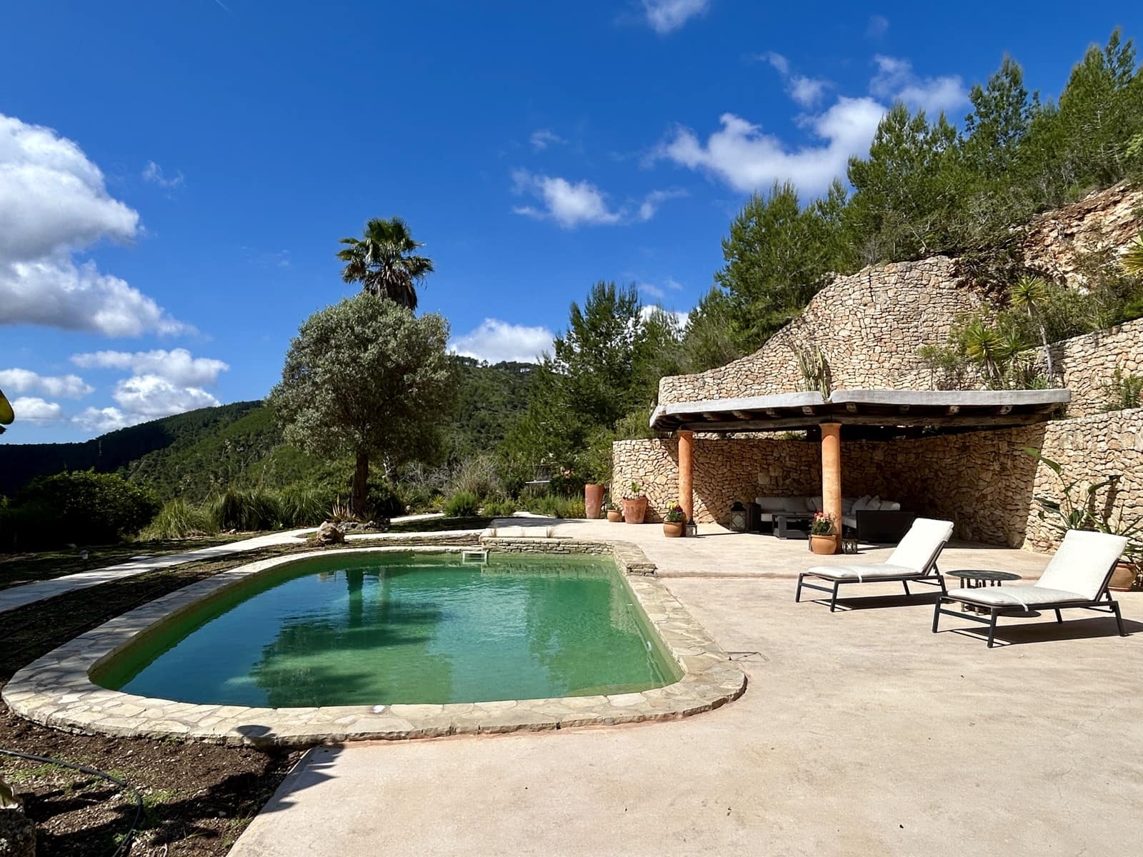 3 soveværelse Finca/Landehus til leje i Sant Joan de Labritja med swimmingpool garage - € 9.500 (Ref: 9848269)