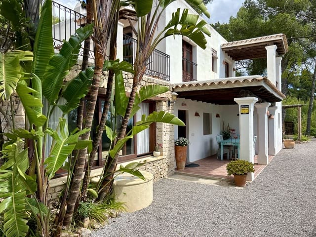 3 soveværelse Finca/Landehus til leje i San Miguel / Sant Miquel de Balansat, Sant Joan de Labritja med swimmingpool garage - € 9.500 (Ref: 9848269)