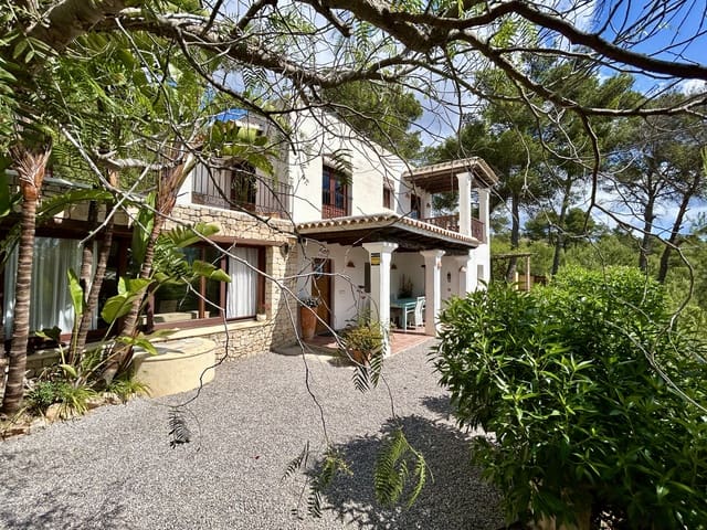 3 soveværelse Finca/Landehus til leje i San Miguel / Sant Miquel de Balansat, Sant Joan de Labritja med swimmingpool garage - € 9.500 (Ref: 9848269)