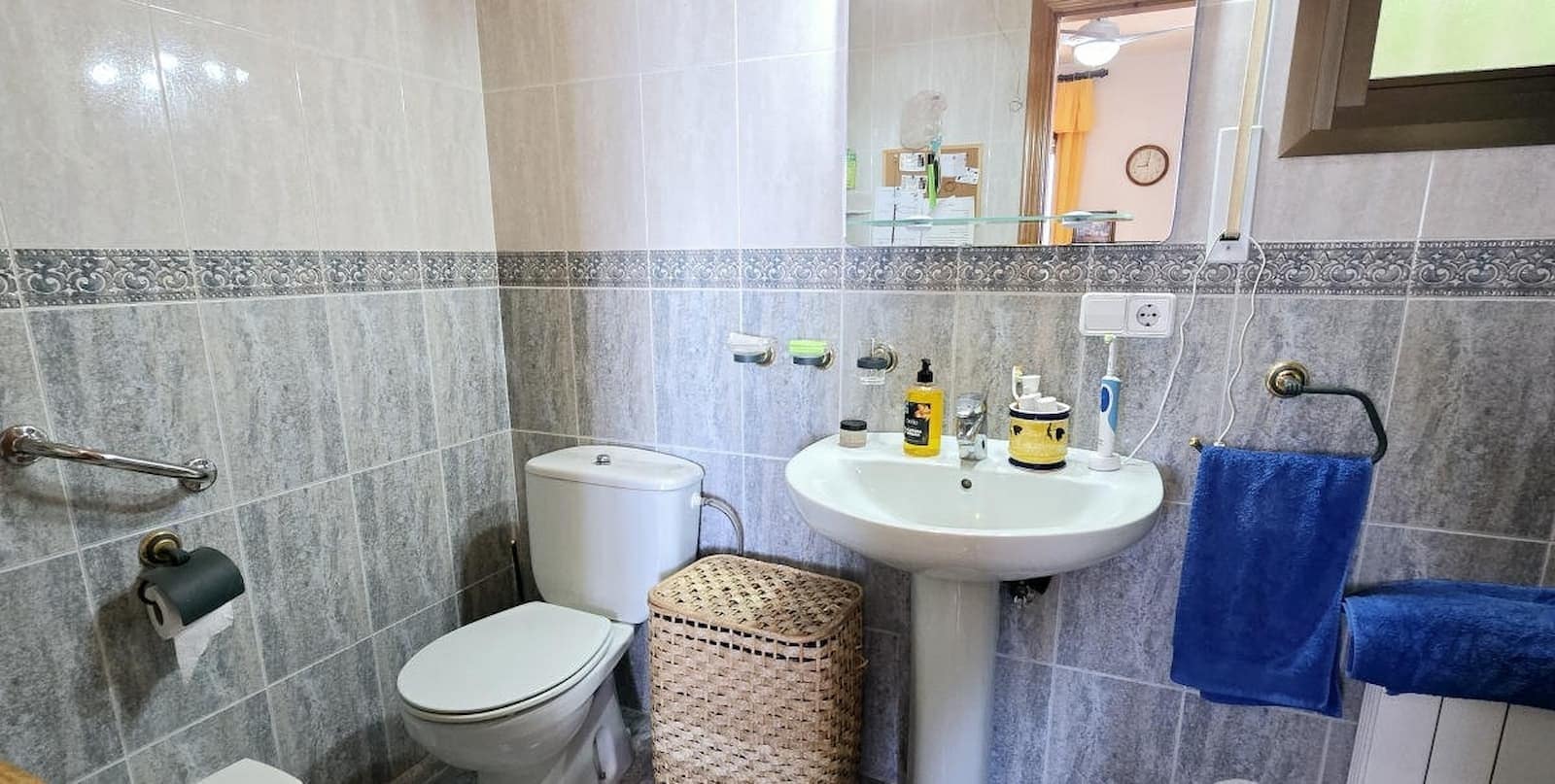 6 makuuhuone Majatalo/aamiaismajoitus myytävänä paikassa Competa mukana uima-altaan 
autotalli - 749 950 € (Ref: 8862886)