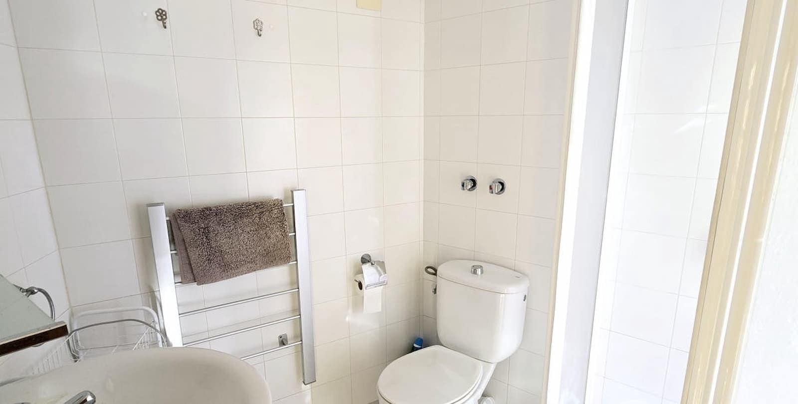 6 makuuhuone Majatalo/aamiaismajoitus myytävänä paikassa Competa mukana uima-altaan 
autotalli - 749 950 € (Ref: 8862886)