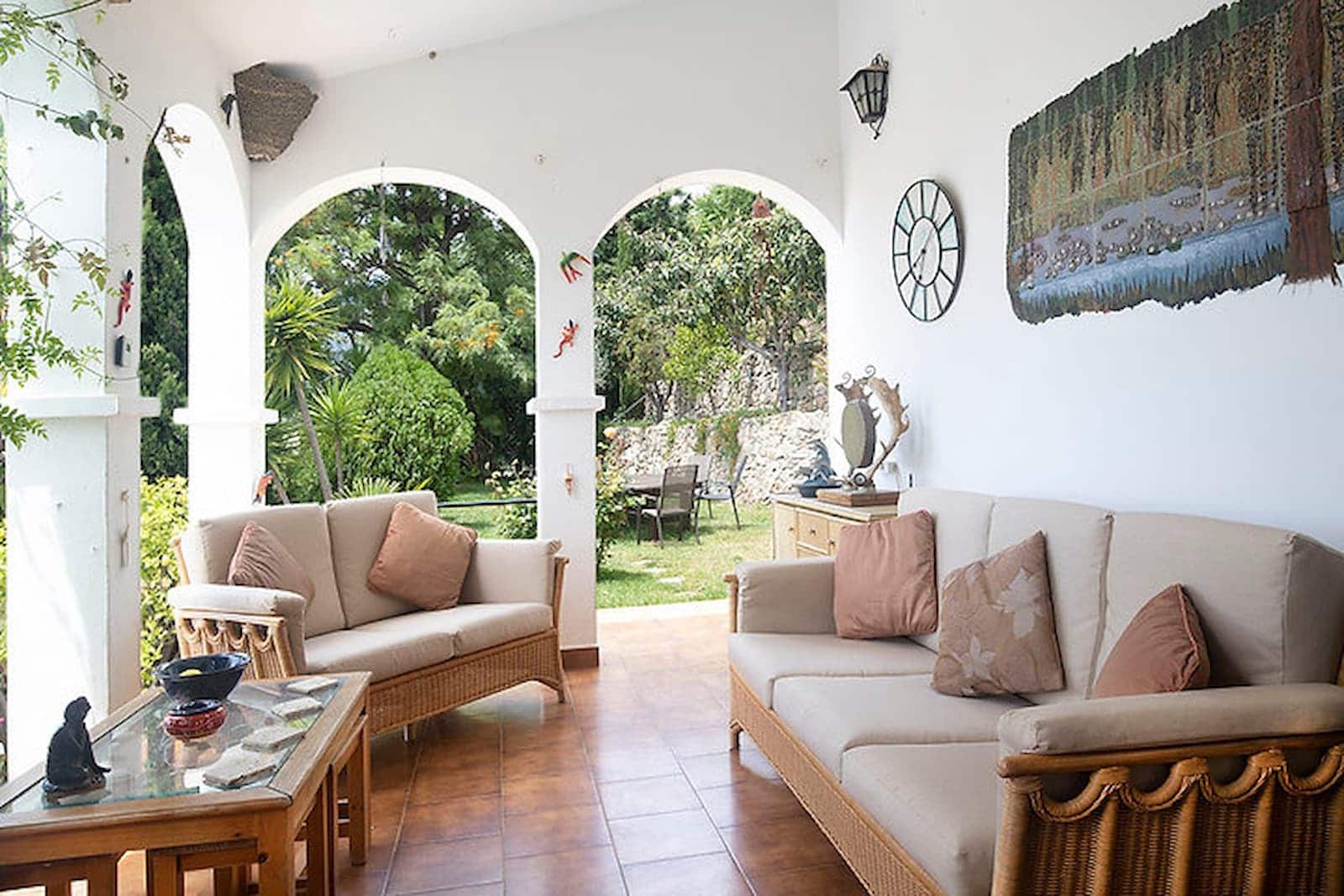 6 makuuhuone Majatalo/aamiaismajoitus myytävänä paikassa Competa mukana uima-altaan 
autotalli - 749 950 € (Ref: 8862886)