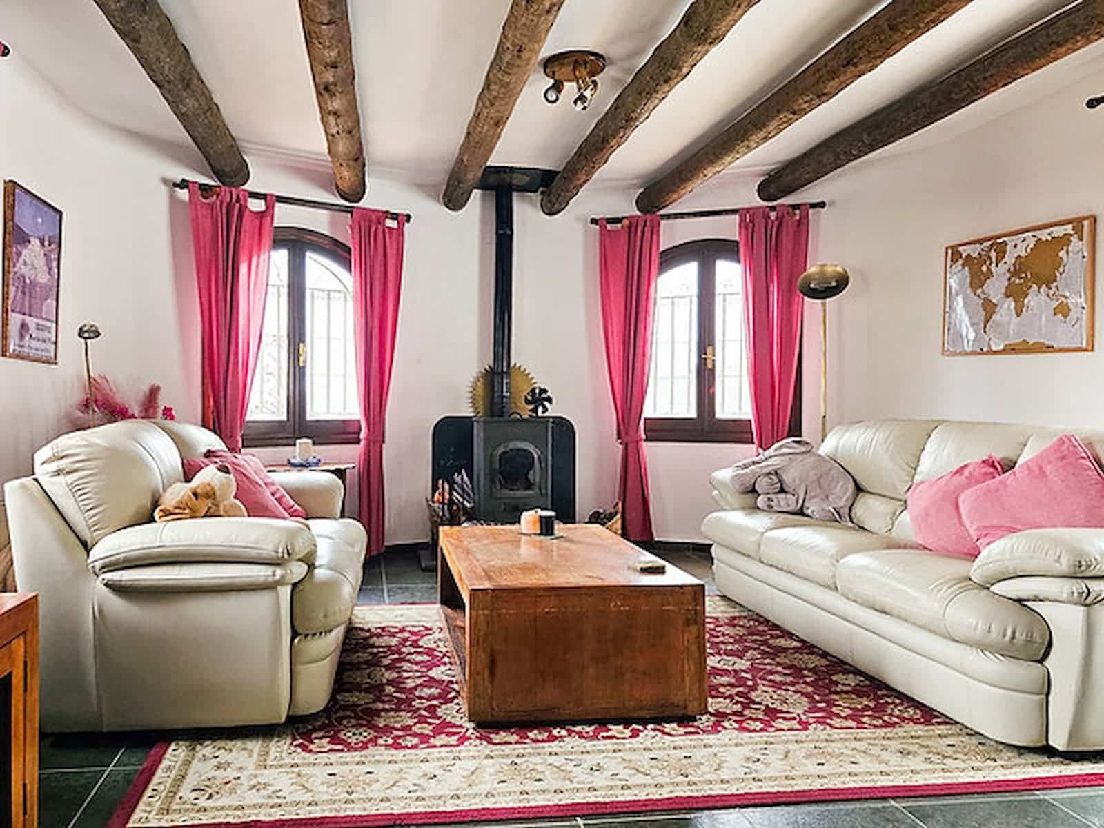 6 makuuhuone Majatalo/aamiaismajoitus myytävänä paikassa Competa mukana uima-altaan 
autotalli - 749 950 € (Ref: 8862886)