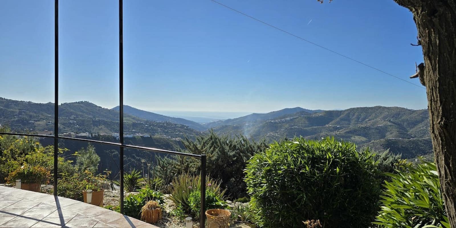 6 makuuhuone Majatalo/aamiaismajoitus myytävänä paikassa Competa mukana uima-altaan 
autotalli - 749 950 € (Ref: 8862886)