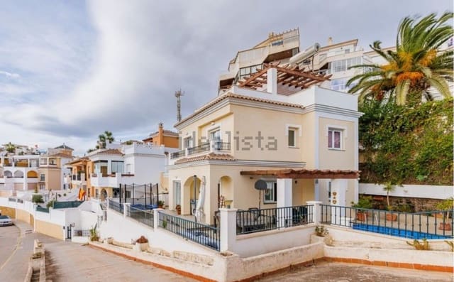 Villa til salg i Torrox - € 650.000 (Ref: 9335563)