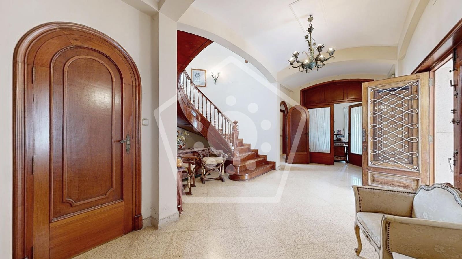 5 soverom Villa til salgs i Rocafort med svømmebasseng garasje - € 1 590 000 (Ref: 8842430)