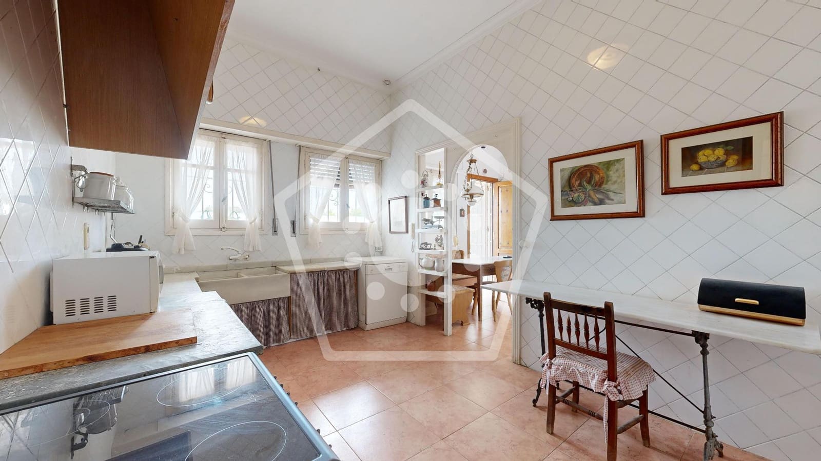 5 soverom Villa til salgs i Rocafort med svømmebasseng garasje - € 1 590 000 (Ref: 8842430)