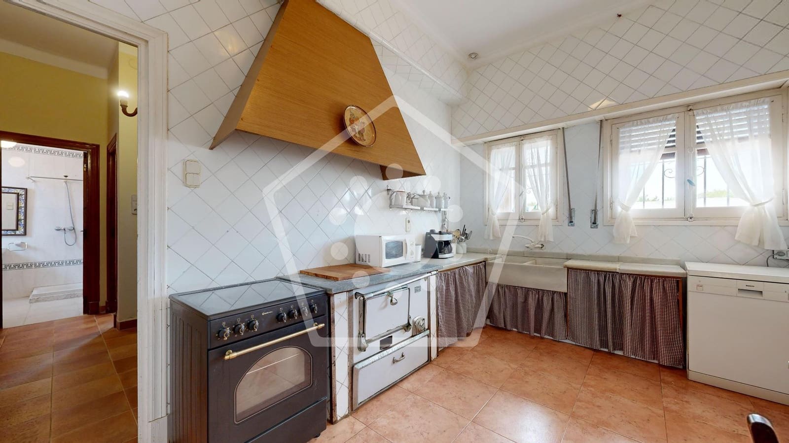 5 soverom Villa til salgs i Rocafort med svømmebasseng garasje - € 1 590 000 (Ref: 8842430)