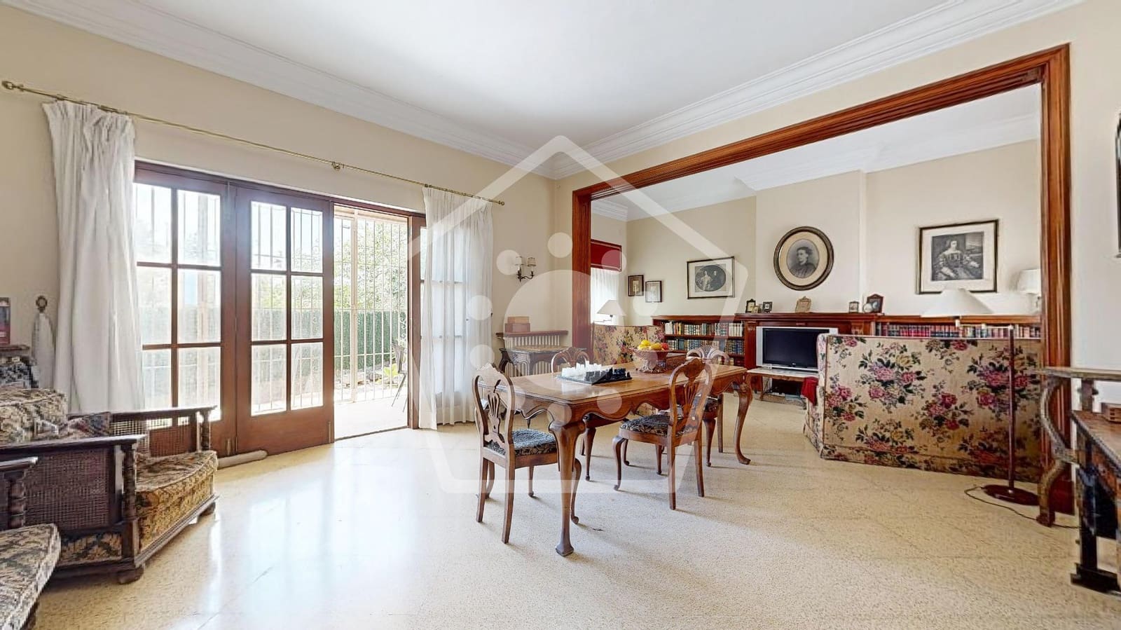 5 soverom Villa til salgs i Rocafort med svømmebasseng garasje - € 1 590 000 (Ref: 8842430)