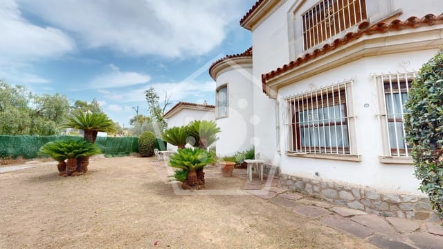5 bedroom Villa for sale in Rocafort with pool garage - € 1,590,000 (Ref: 8842430)