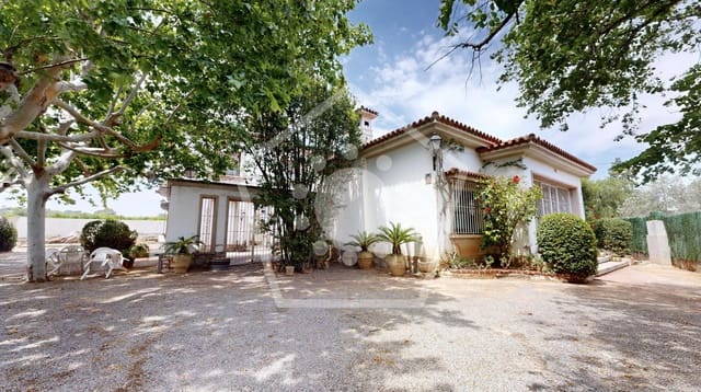 5 bedroom Villa for sale in Rocafort with pool garage - € 1,590,000 (Ref: 8842430)