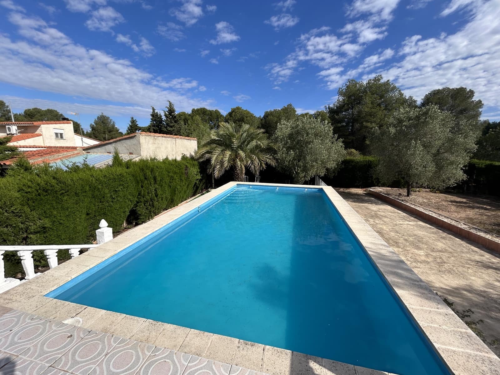 4 bedroom Villa for sale in Betera with pool garage - € 399,000 (Ref: 9849988)