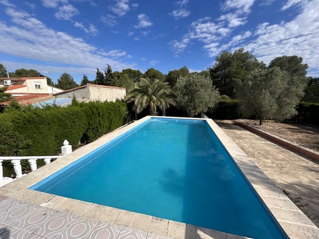 4 quarto Moradia para venda em Bétera com piscina garagem - 399 000 € (Ref: 9849988)