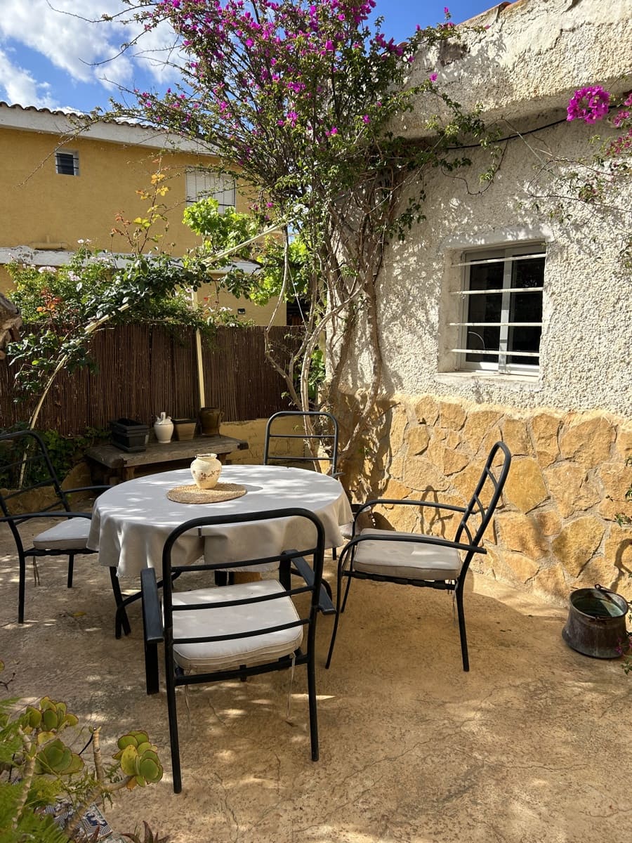 4 bedroom Villa for sale in Betera with pool garage - € 399,000 (Ref: 9849988)