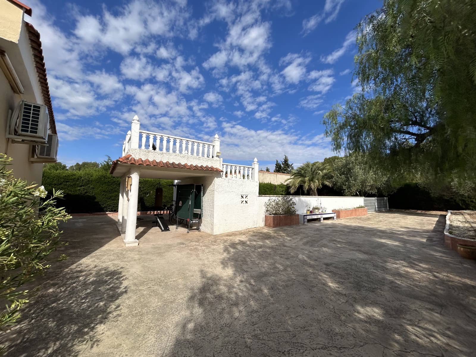 4 bedroom Villa for sale in Betera with pool garage - € 399,000 (Ref: 9849988)