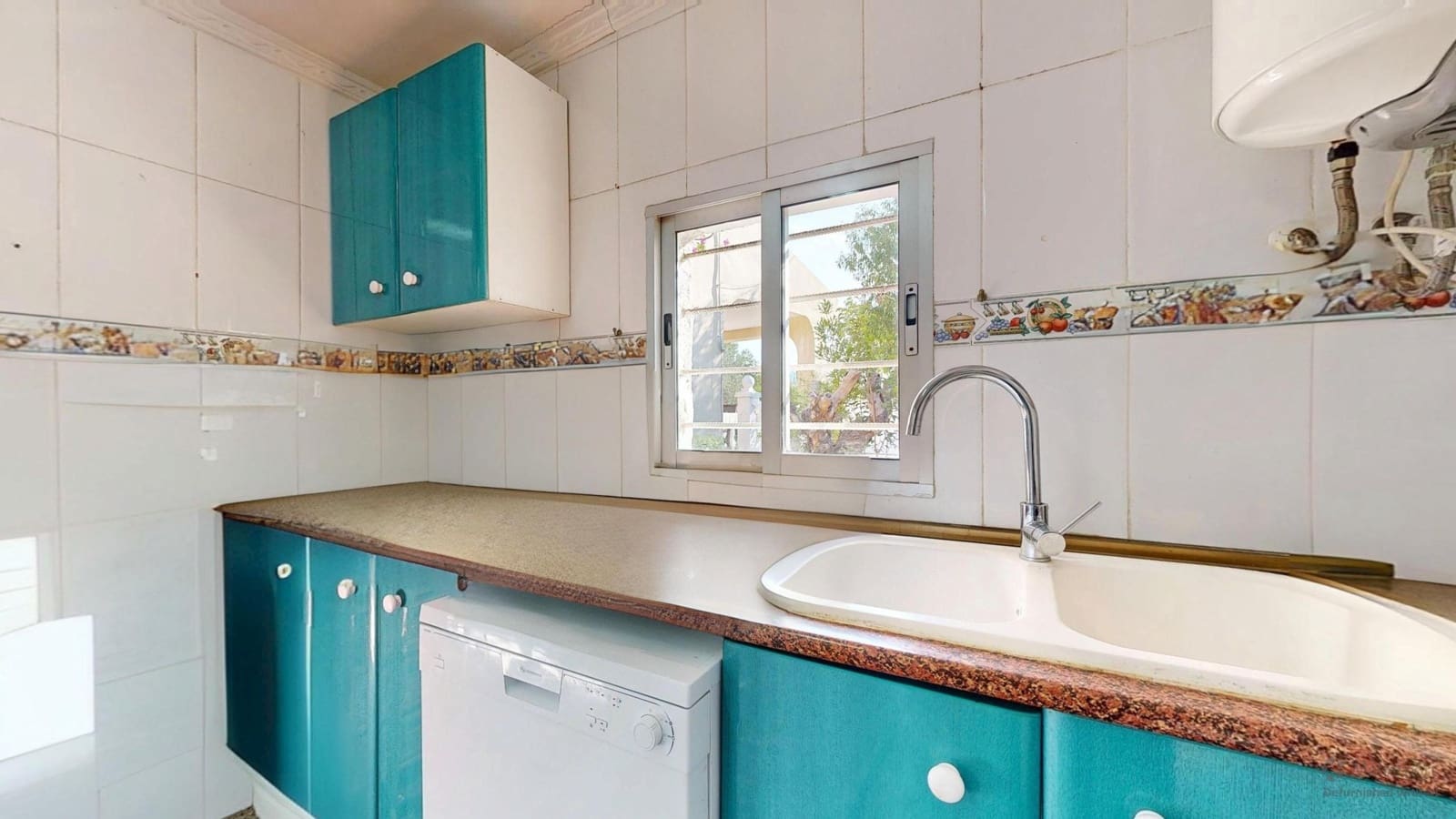 4 bedroom Villa for sale in Betera with pool garage - € 399,000 (Ref: 9849988)