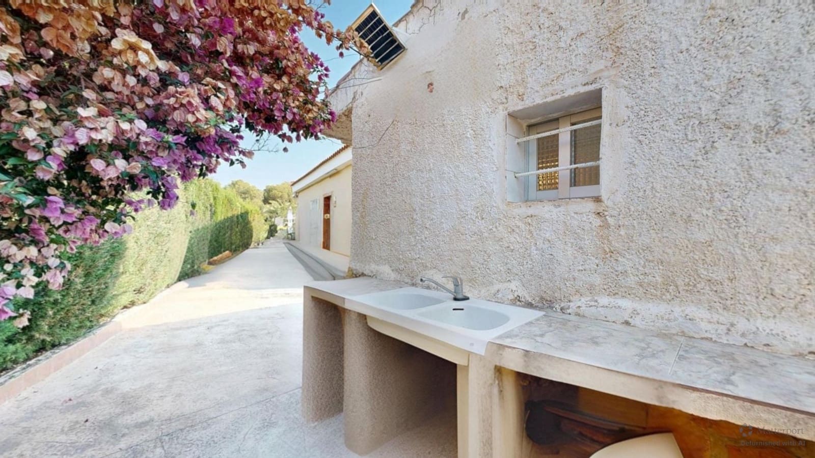 4 bedroom Villa for sale in Betera with pool garage - € 399,000 (Ref: 9849988)